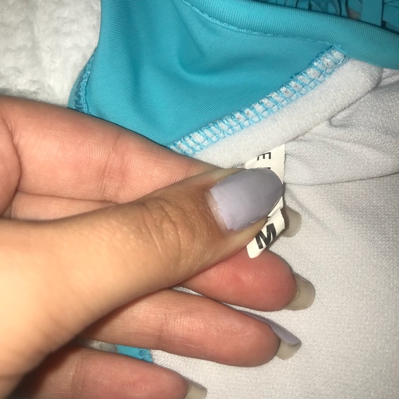 🚨🚨SOLD🚨🚨 Bikini set, unknown brand - Picture 7 of 8